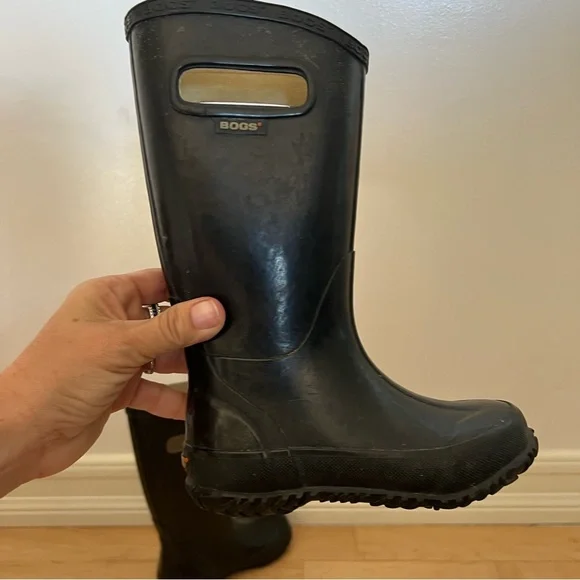 Bogs Rubber Rain Boots in black - Picture 8 of 13